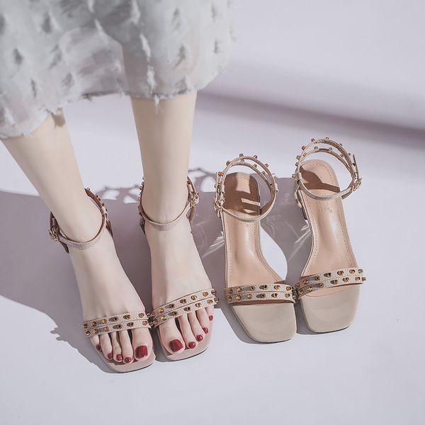 fairy wind 2021 korean version square head one-sided high-heeled women's sandals with liuding open toe, Black
fairy wind 2021 korean version square head one-sided high-heeled women's sandals with liuding open toe, Black