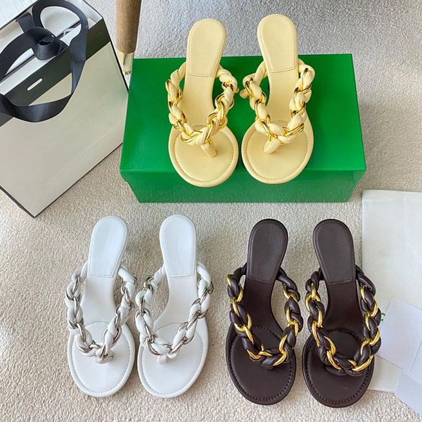 slippers 2021 brand women slipper fashion chain sandal shoes ladies elegant thin low heel slip on flip flop female summer sandals, Black
slippers 2021 brand women slipper fashion chain sandal shoes ladies elegant thin low heel slip on flip flop female summer sandals, Black