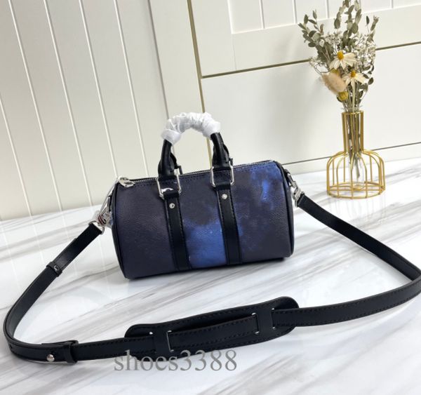 fashion handbags luxury designer bag it can be customized wholesale global limited men and women high-capacity handbag 5184
fashion handbags luxury designer bag it can be customized wholesale global limited men and women high-capacity handbag 5184
