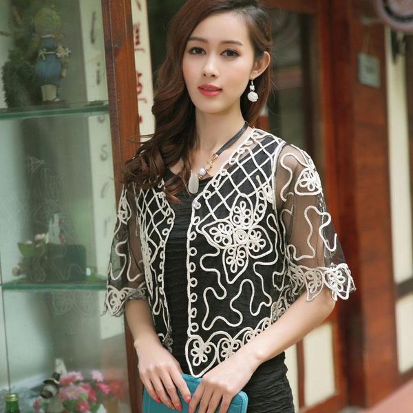 women's sweaters vintage 1920s gatsby cardigan coat half flare sleeve v-neck embroidery floral grid lace short cape shawl, White;black
women's sweaters vintage 1920s gatsby cardigan coat half flare sleeve v-neck embroidery floral grid lace short cape shawl, White;black