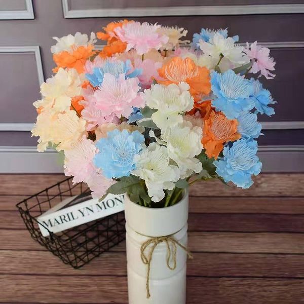 multicolor artificial flower 6 head floating snow rose peony wedding false road lead home decoration decorative flowers & wreaths
multicolor artificial flower 6 head floating snow rose peony wedding false road lead home decoration decorative flowers & wreaths