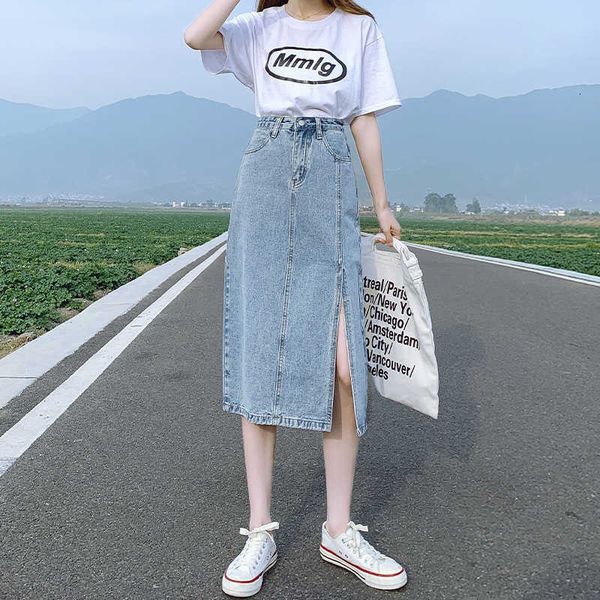 2021 high tail medium length denim smoke female one-type multilateral design feel nice one step skirt, Black
2021 high tail medium length denim smoke female one-type multilateral design feel nice one step skirt, Black
