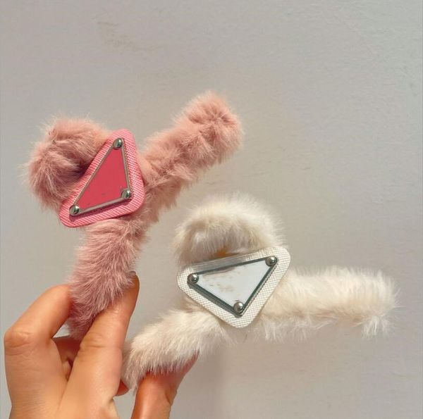 european and american triangle letter clamps personality plush color temperament fashion niche big-name headdress female high-quality fast d, Slivery;golden
european and american triangle letter clamps personality plush color temperament fashion niche big-name headdress female high-quality fast d, Slivery;golden