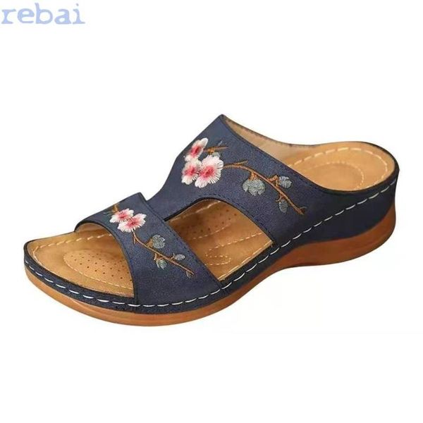 slippers sandals women 2021 woman flower platform colorful ethnic flat shoes comfortable casual fashion female, Black
slippers sandals women 2021 woman flower platform colorful ethnic flat shoes comfortable casual fashion female, Black