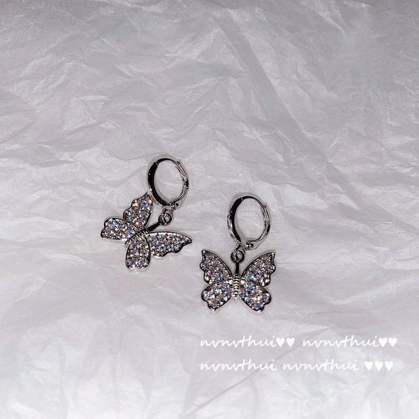 hoop & huggie minimalist black gold silver color earrings white zircon full stone female cute small butterfly for women, Golden;silver
hoop & huggie minimalist black gold silver color earrings white zircon full stone female cute small butterfly for women, Golden;silver