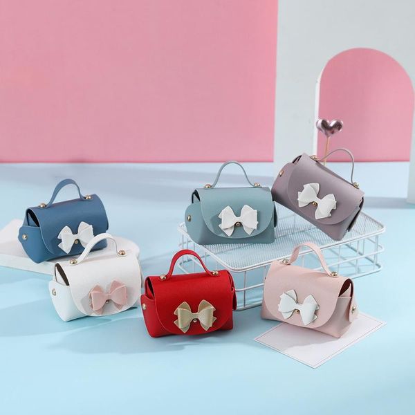 gift wrap leather bag candy handbag wedding doll packaging cosmetic box party home decor girl valentine's day
gift wrap leather bag candy handbag wedding doll packaging cosmetic box party home decor girl valentine's day