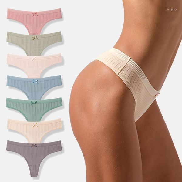 women's g-string cotton comfortable solid seamless panties for femme low-waist elastic women briefs low waist, Black;pink
women's g-string cotton comfortable solid seamless panties for femme low-waist elastic women briefs low waist, Black;pink