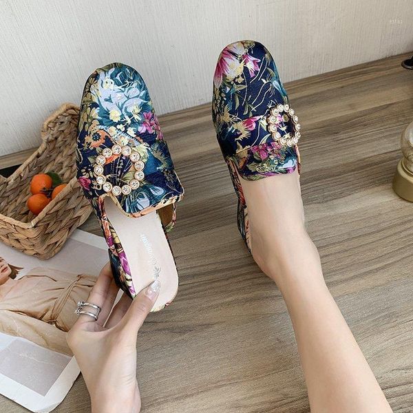 summer baotou half slippers rhinestone embroidery flower thick heel mid sandals and female trend1, Black
summer baotou half slippers rhinestone embroidery flower thick heel mid sandals and female trend1, Black