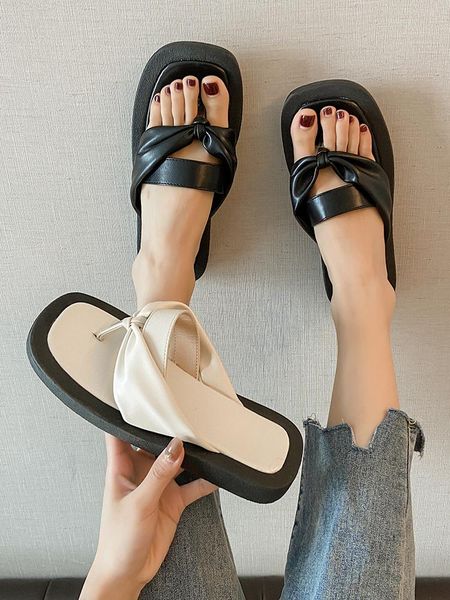 flip flops women beach shoes flats slippers outdoor casual slides 2021 summer leather flat with sandalias mujer shoe, Black 
flip flops women beach shoes flats slippers outdoor casual slides 2021 summer leather flat with sandalias mujer shoe, Black