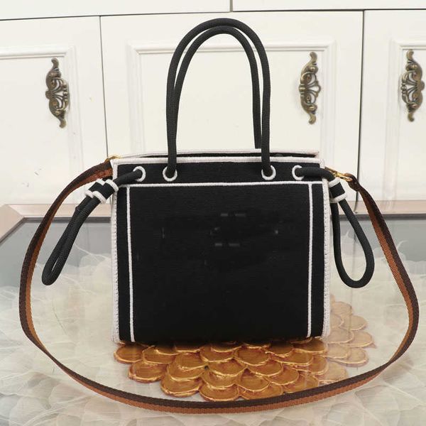 designer bags womens handbags crossbody bag backpack large capacity hand founder tote fashion embroidery f letters lady wallet high quality
designer bags womens handbags crossbody bag backpack large capacity hand founder tote fashion embroidery f letters lady wallet high quality