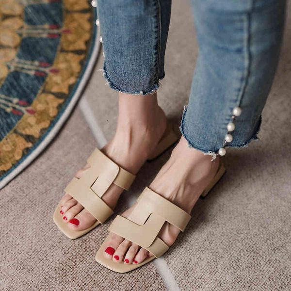 casual shoes sandals female leather will see comfortable slides versatile leisure sandals thick heels size 34-43 84pk, Black
casual shoes sandals female leather will see comfortable slides versatile leisure sandals thick heels size 34-43 84pk, Black