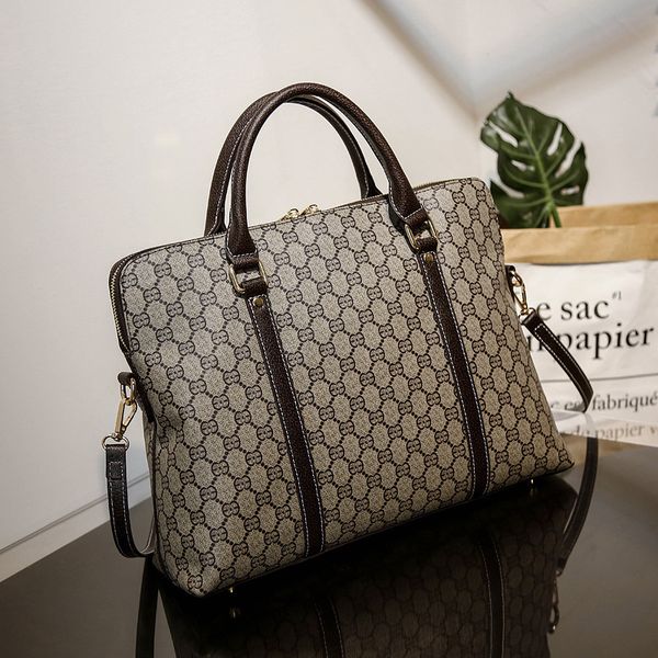selling bags men's hand single shoulder briefcase women's general computer leisure purse sale
selling bags men's hand single shoulder briefcase women's general computer leisure purse sale