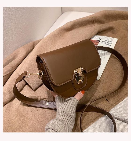 evening bags solid color flip 2021 fashion high-quality pu leather women's designer handbag vintage shoulder messenger
evening bags solid color flip 2021 fashion high-quality pu leather women's designer handbag vintage shoulder messenger