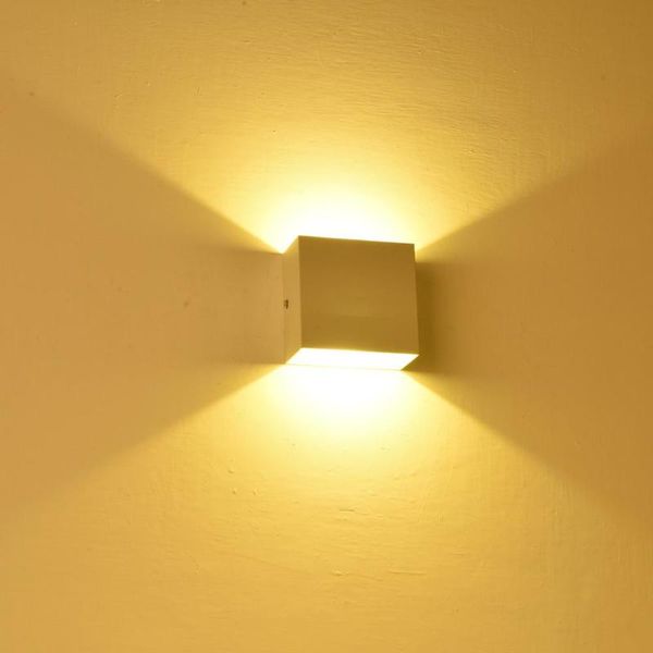 wall light outdoor waterproof ip65 porch garden lamp & indoor bedroom bedside decoration lighting adjustable lamps
wall light outdoor waterproof ip65 porch garden lamp & indoor bedroom bedside decoration lighting adjustable lamps
