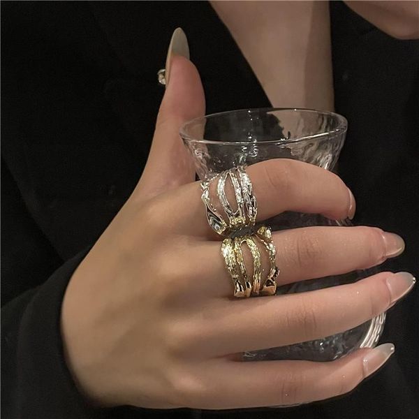 wedding rings punk fashion gold silver color irregular hollow round metal ring for women girls 2021 finger jewelry accessories, Slivery;golden
wedding rings punk fashion gold silver color irregular hollow round metal ring for women girls 2021 finger jewelry accessories, Slivery;golden