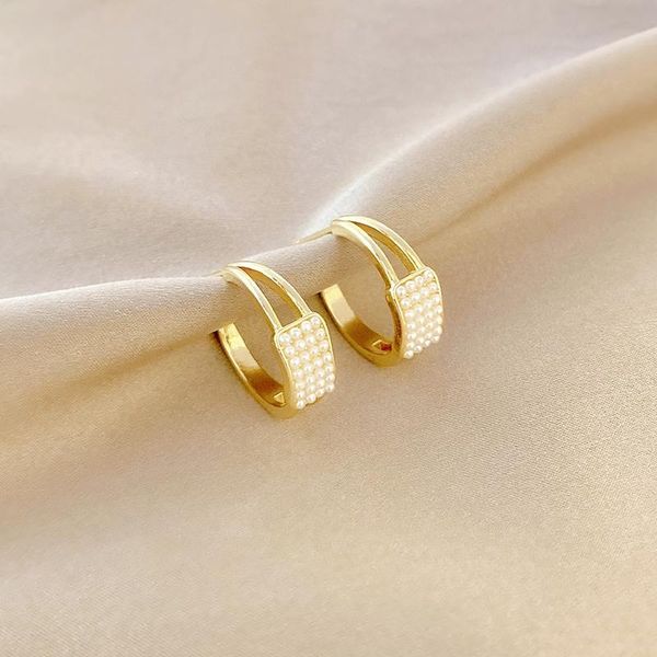 stud korean fashion luxury pearl earring golden round piercing pendientes christmas charm couple gifts with nice packing box, Golden;silver
stud korean fashion luxury pearl earring golden round piercing pendientes christmas charm couple gifts with nice packing box, Golden;silver