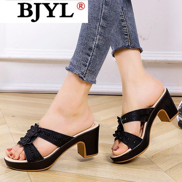 sandals women's wedge slippers 2021 summer fashion roman flowers square heel platform comfortable outdoor, Black
sandals women's wedge slippers 2021 summer fashion roman flowers square heel platform comfortable outdoor, Black