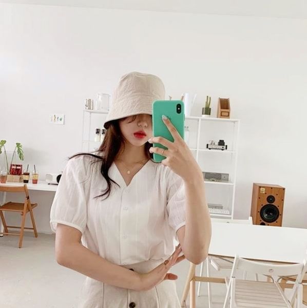 japanese bucket big brim fisherman hats woman summer korean version collapsible all-outdoor sai sunshade hat basin, Blue;gray
japanese bucket big brim fisherman hats woman summer korean version collapsible all-outdoor sai sunshade hat basin, Blue;gray