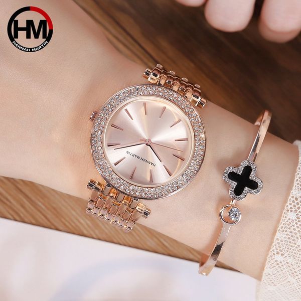 women watch pink gold diamond business fashion waterproof quartz lady watches, Slivery;brown
women watch pink gold diamond business fashion waterproof quartz lady watches, Slivery;brown