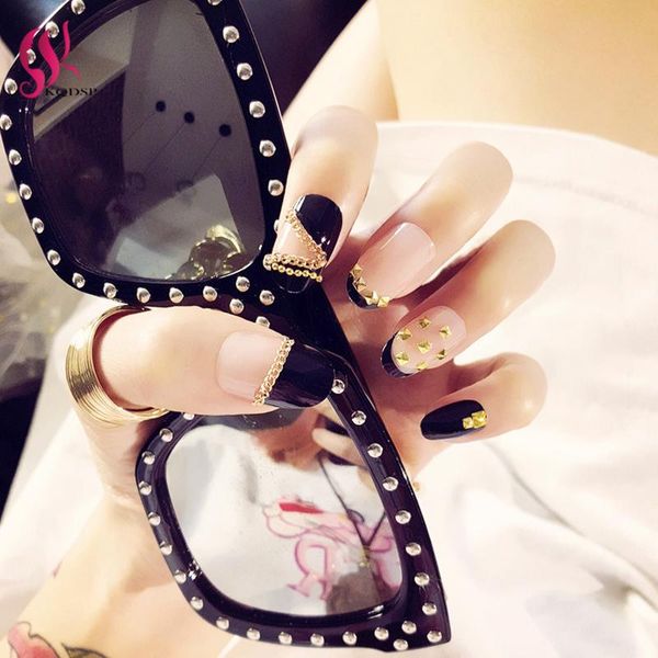 false nails 3d fake art detachable short coffin ballerina full cover tip black golden chain artificial flame diy manicure beauty, Red;gold
false nails 3d fake art detachable short coffin ballerina full cover tip black golden chain artificial flame diy manicure beauty, Red;gold
