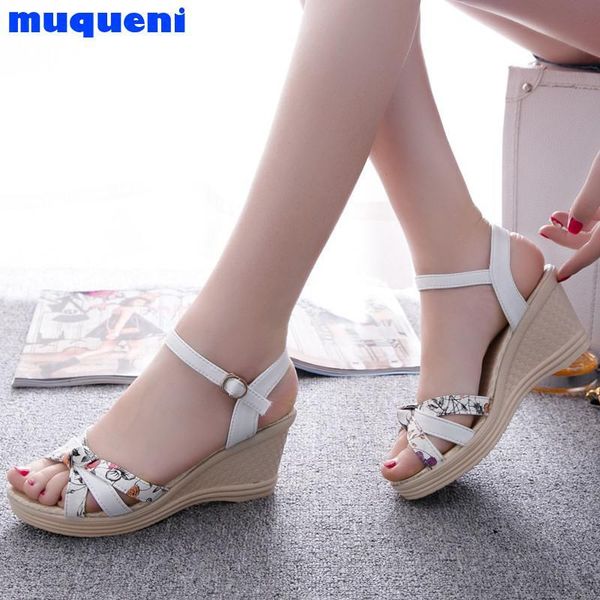 dress shoes summer slope heel ladies sandals 2021 bohemian fashion buckle classic non-slip women's, Black
dress shoes summer slope heel ladies sandals 2021 bohemian fashion buckle classic non-slip women's, Black