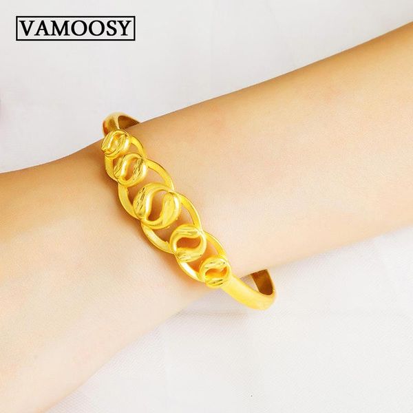 charm bracelets 2021 fashion gold color for women pulsera masculina 24k bracelet wedding bridal jewelry, Golden;silver
charm bracelets 2021 fashion gold color for women pulsera masculina 24k bracelet wedding bridal jewelry, Golden;silver