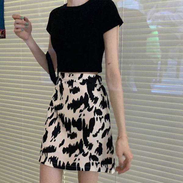skirts large size gentle wind daisy floral skirt female small half slim high waist purple oil painting, Black
skirts large size gentle wind daisy floral skirt female small half slim high waist purple oil painting, Black