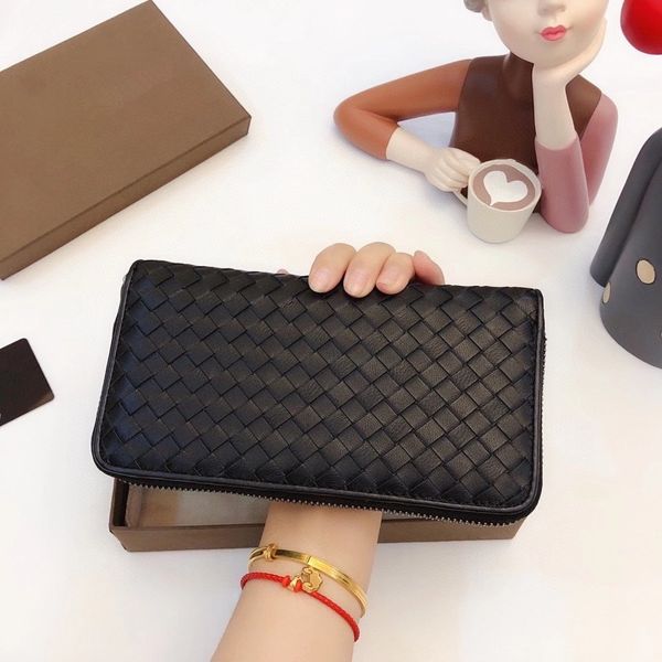 2021 new men clutch bag high-end imported suede material classic woven style stylish temperament versatile men's must-have size 19-10 s, Red;black
2021 new men clutch bag high-end imported suede material classic woven style stylish temperament versatile men's must-have size 19-10 s, Red;black