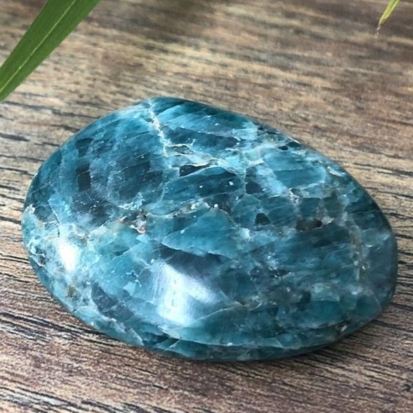 decorative objects & figurines natural apatite palm stones and crystals healing quartz minerals massage gemstones for gifts
decorative objects & figurines natural apatite palm stones and crystals healing quartz minerals massage gemstones for gifts