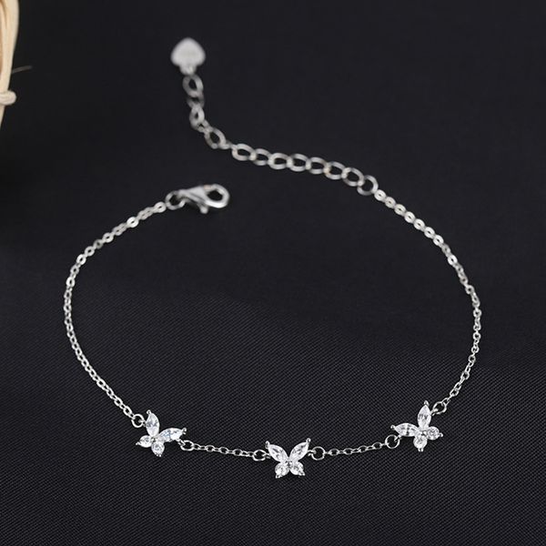 silver color bracelet jewelry new korean simple wild sparkling butterfly bracelet for student women birthday gifts, Golden;silver
silver color bracelet jewelry new korean simple wild sparkling butterfly bracelet for student women birthday gifts, Golden;silver