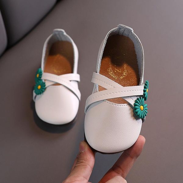 flat shoes spring autumn girls flowers slip on kids flats pu leather singler children princes baby toddlers, Black;grey
flat shoes spring autumn girls flowers slip on kids flats pu leather singler children princes baby toddlers, Black;grey