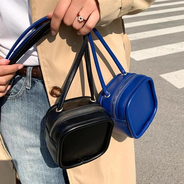evening bags vintage mini crossbody bag 2021 winter high-quality pu leather women's designer handbag solid color shoulder messenger
evening bags vintage mini crossbody bag 2021 winter high-quality pu leather women's designer handbag solid color shoulder messenger