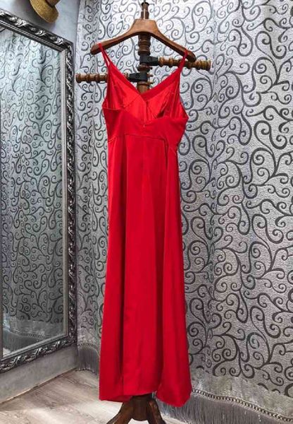 dresses autumn winter fashon red long christmas party ladies backless pleated casual club maxi long, Black;gray
dresses autumn winter fashon red long christmas party ladies backless pleated casual club maxi long, Black;gray