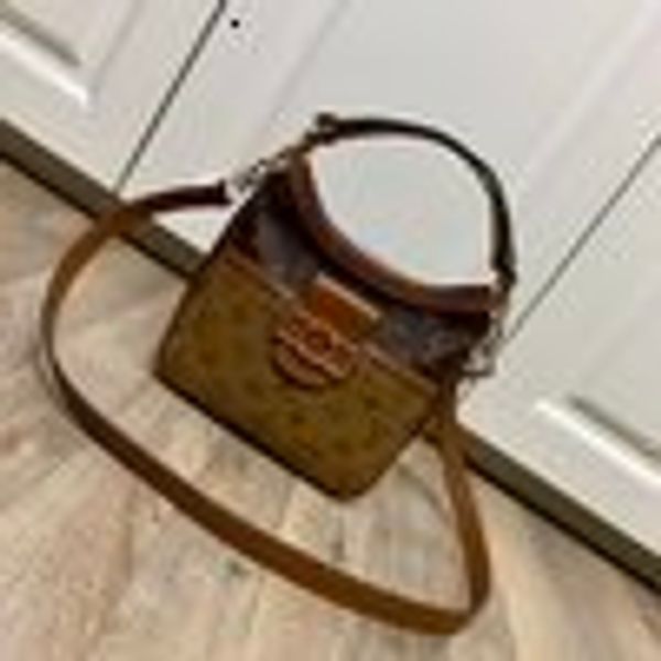 libobo6_1 9o0u m44396 backpacks handbags iconic handles shoulder bags totes cross body bag clutches evening oxidized leather business, Red;black
libobo6_1 9o0u m44396 backpacks handbags iconic handles shoulder bags totes cross body bag clutches evening oxidized leather business, Red;black