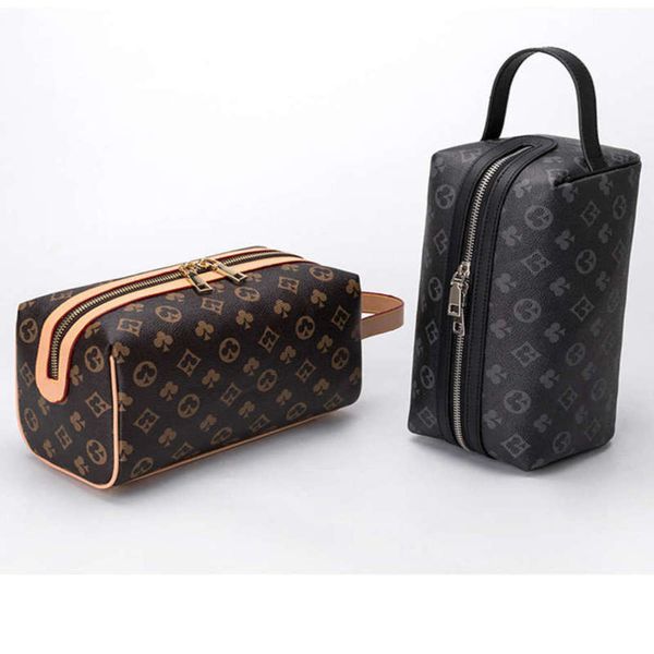 designer cosmetic bag10 inch female print cosmetic bag,large-capacity travel toiletry bag,man shaving dopp kit waterproof organizer bags
designer cosmetic bag10 inch female print cosmetic bag,large-capacity travel toiletry bag,man shaving dopp kit waterproof organizer bags