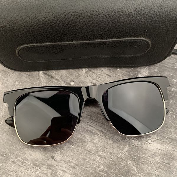 designer crosin men's and women's star fashion anti ultraviolet polarized driving polarized sunglasses, White;black
designer crosin men's and women's star fashion anti ultraviolet polarized driving polarized sunglasses, White;black