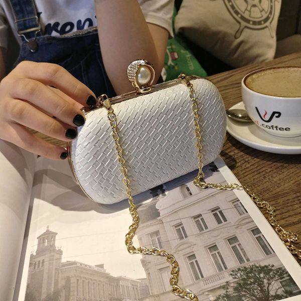 2021 women's bag fashion summer dinner bag fashion hand single shoulder diagonal span chain small