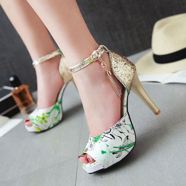 sandals 2021 summer fashion print thin heel versatile fish mouth super high size 30-47, Black
sandals 2021 summer fashion print thin heel versatile fish mouth super high size 30-47, Black