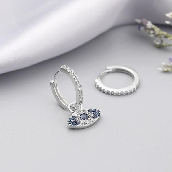 korean jewelley asymmetry 925 sterling silver crystal geometric stud earrings for women pendientes eh776, Golden;silver
korean jewelley asymmetry 925 sterling silver crystal geometric stud earrings for women pendientes eh776, Golden;silver
