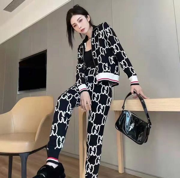 women's tracksuits kahki color womens knitted sports suit two piece pants presbyopia logo letter lzipper cardigan jacket, Gray
women's tracksuits kahki color womens knitted sports suit two piece pants presbyopia logo letter lzipper cardigan jacket, Gray