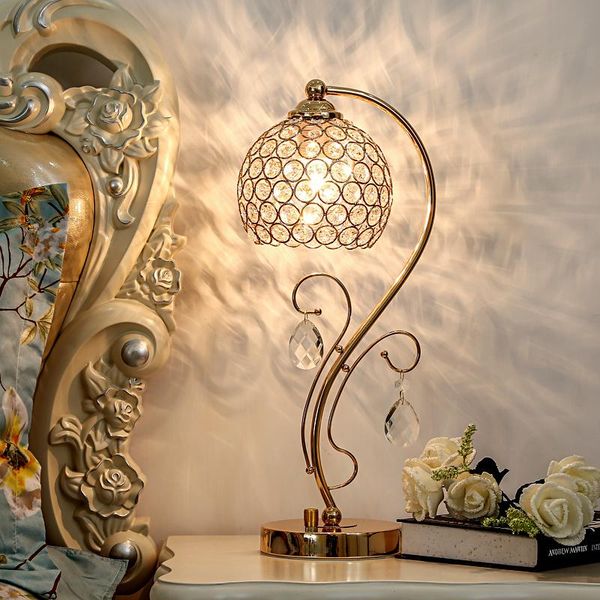 table lamps european luxury crystal desk lamp for bedroom bedside creative romantic wedding decor light
table lamps european luxury crystal desk lamp for bedroom bedside creative romantic wedding decor light