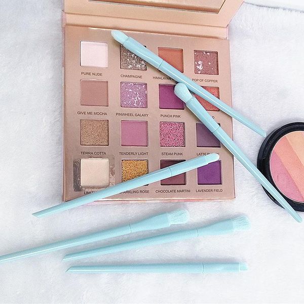 makeup brushes 6pcs set cosmetic powder eye shadow foundation blush beauty make up brush tools cosmestic 2021
makeup brushes 6pcs set cosmetic powder eye shadow foundation blush beauty make up brush tools cosmestic 2021