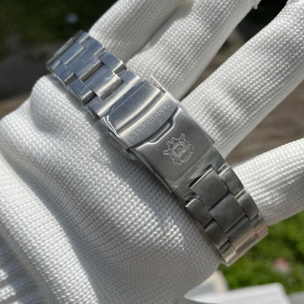watch bands steeldive sd1965 automatic men 20mm bracelet band stainless steel watchband, Black;brown
watch bands steeldive sd1965 automatic men 20mm bracelet band stainless steel watchband, Black;brown