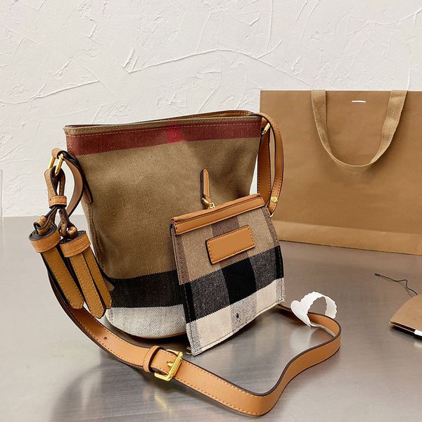 2ps women bucket bag fashion shoulder bags cotton and hemp cowhide large capacity pocket checkerboard high quality
2ps women bucket bag fashion shoulder bags cotton and hemp cowhide large capacity pocket checkerboard high quality