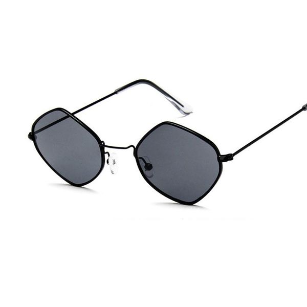 sunglasses fashion women retro styles ladies glasses mirror sun rose gold 2021 vintage, White;black
sunglasses fashion women retro styles ladies glasses mirror sun rose gold 2021 vintage, White;black
