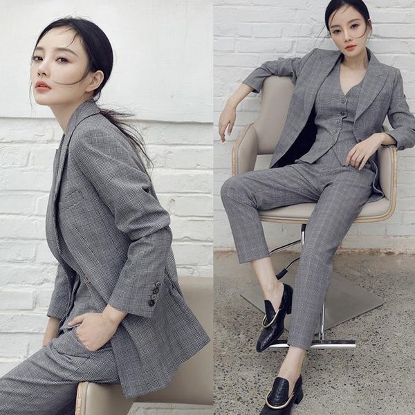korean vintage elegant women plaid 3 pieces set office lady british style blazer suit pant vest sets 2021 spring autumn y217 women's tw, White
korean vintage elegant women plaid 3 pieces set office lady british style blazer suit pant vest sets 2021 spring autumn y217 women's tw, White