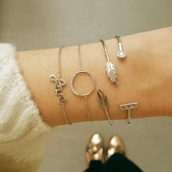 charm bracelets fashion accessories multi-layer crystal leaf love letters round 4 pieces open set for women jewelry party bangle gifts, Golden;silver
charm bracelets fashion accessories multi-layer crystal leaf love letters round 4 pieces open set for women jewelry party bangle gifts, Golden;silver