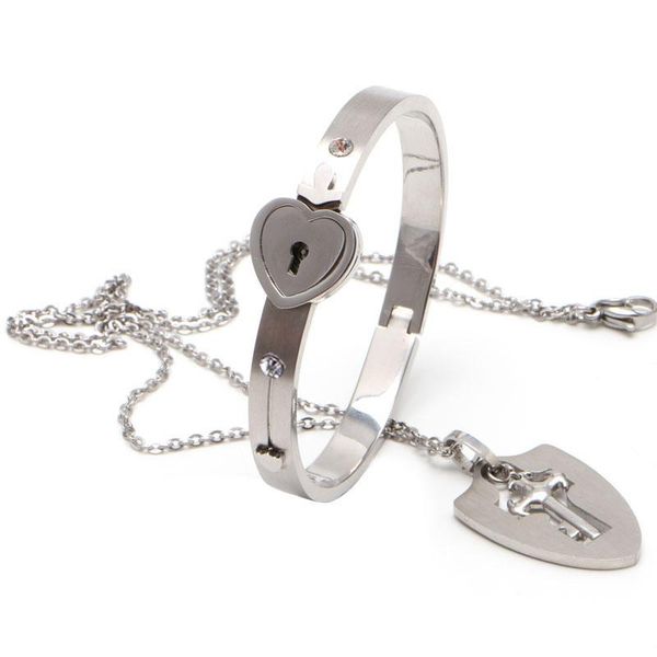 keychains couple titanium steel lock bangle bracelet & key pendant necklace love sets gift, Silver
keychains couple titanium steel lock bangle bracelet & key pendant necklace love sets gift, Silver