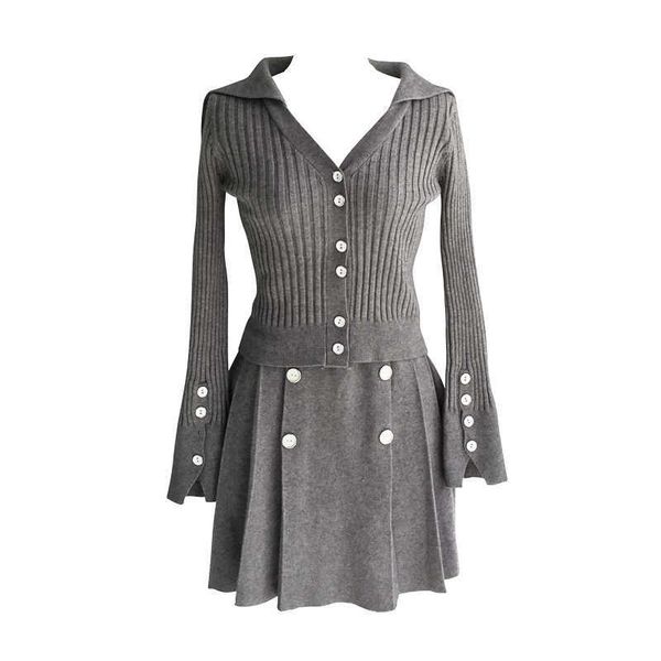 perhaps u women long sleeve sailor collar mini short pleat skirt set white gray knitted elastic waist 2 two pieces t0072 210529
perhaps u women long sleeve sailor collar mini short pleat skirt set white gray knitted elastic waist 2 two pieces t0072 210529