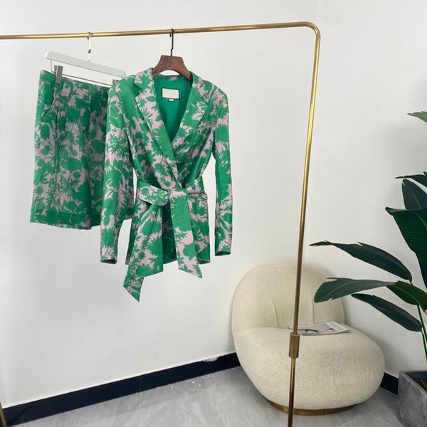 women's tracksuits linen summer women fashion green plants printing long sleeve coat knee length shorts suit, Gray
women's tracksuits linen summer women fashion green plants printing long sleeve coat knee length shorts suit, Gray